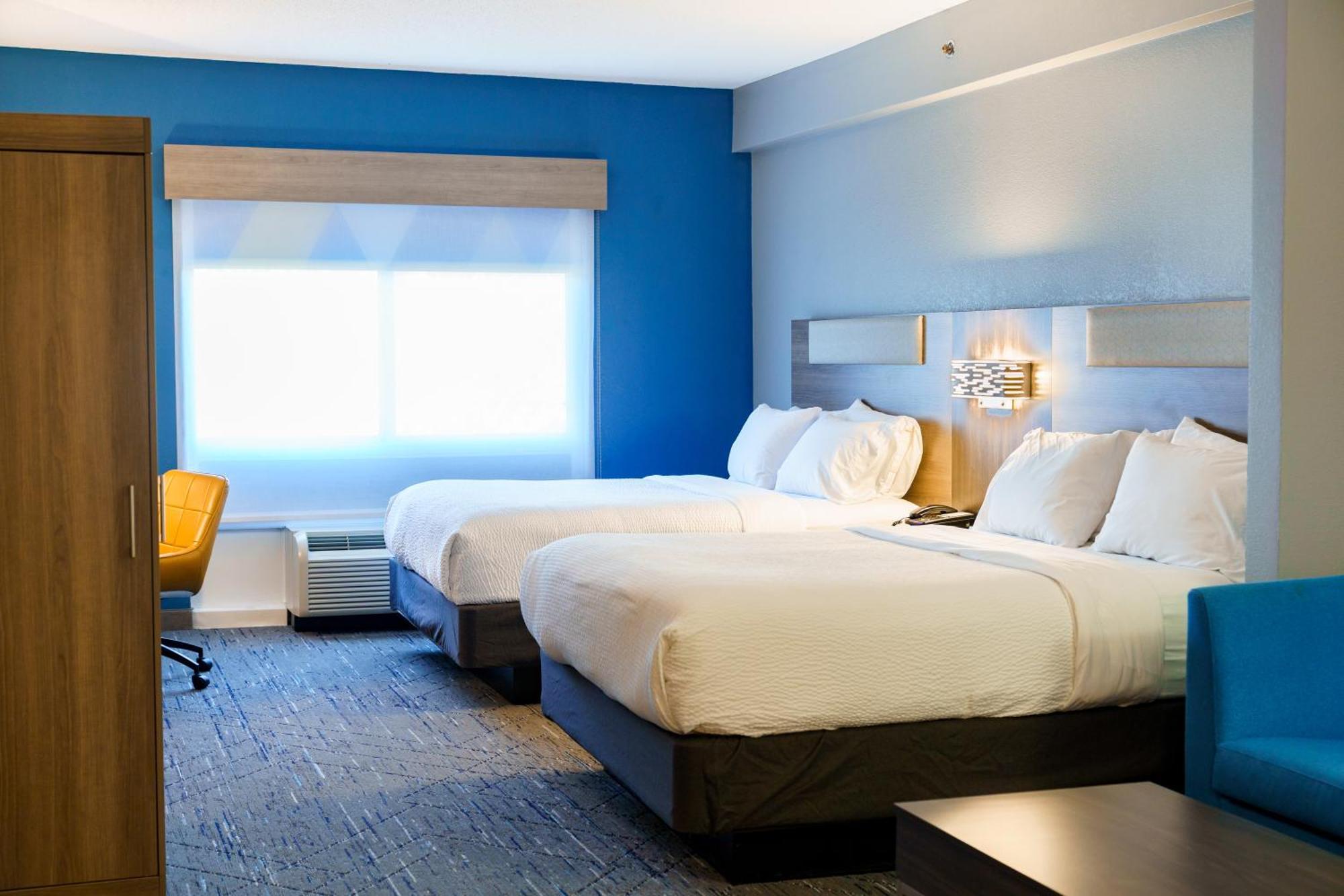 Holiday Inn Express Hotel Raleigh Southwest By Ihg Ngoại thất bức ảnh